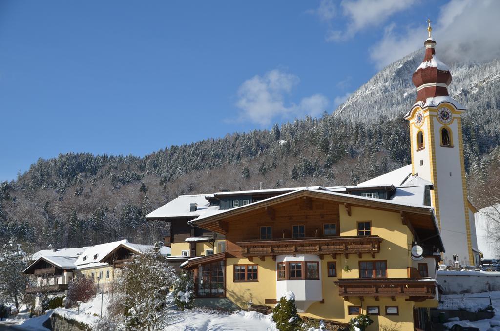 Landhotel Kirchenwirt Ункен Экстерьер фото
