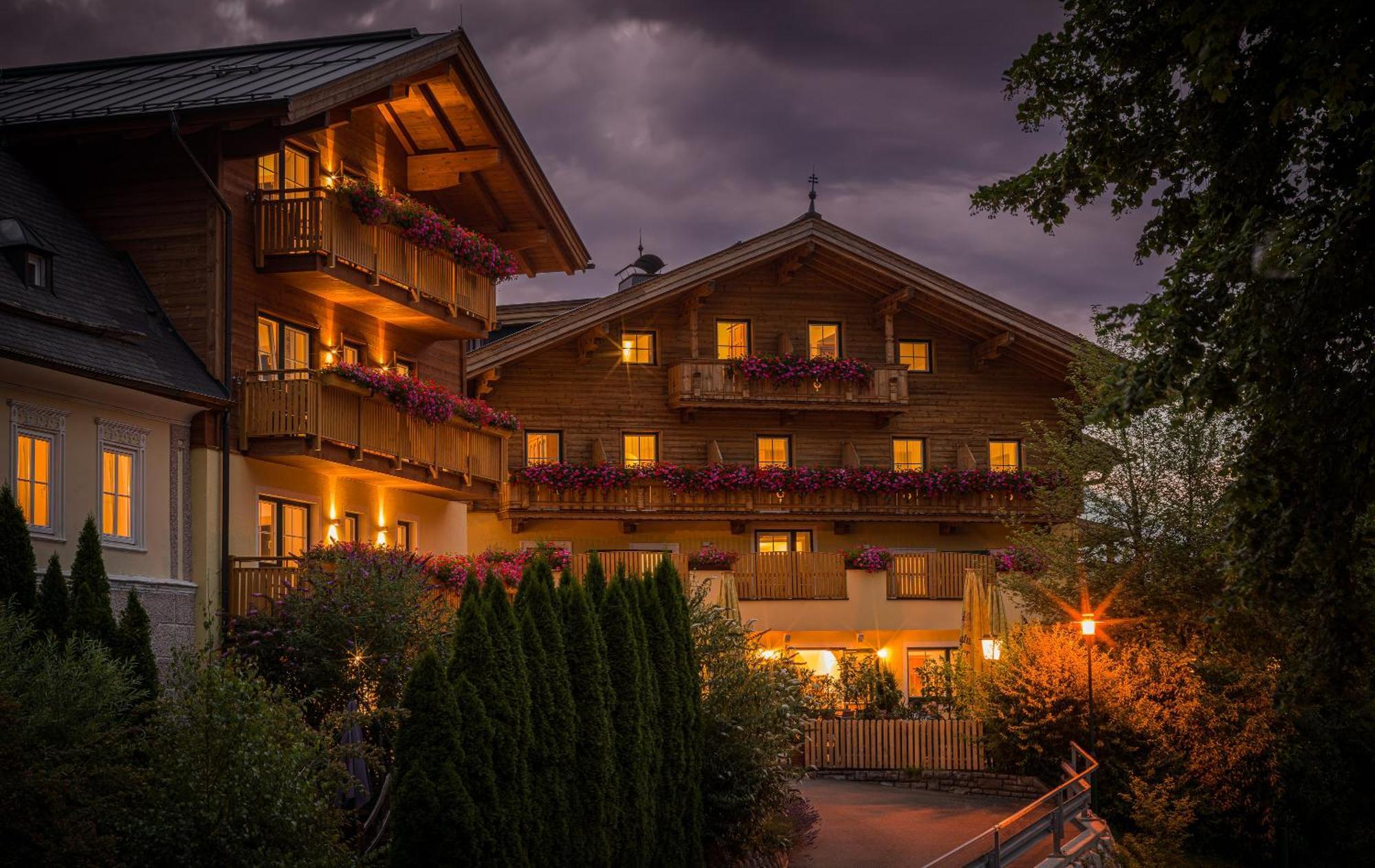 Landhotel Kirchenwirt Ункен Экстерьер фото